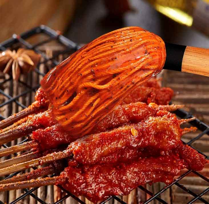 CHEF SUPPLY CO 45 cm - 18 Inch Basting Mop with Long Wood Handle and 4 Extra Replacement Heads